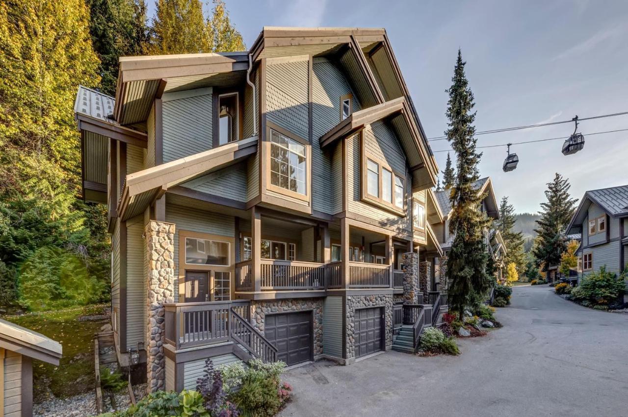 Snowy Creek 14 Whistler Exterior foto